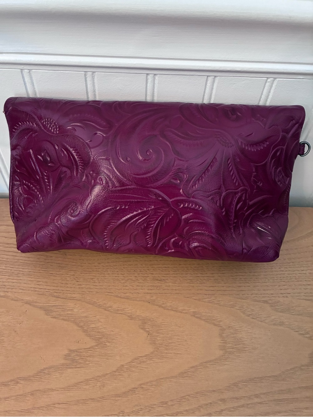 Patricia Nash Valerie fold-over wristlet in cranberry tooled leather - Picture 10 of 10